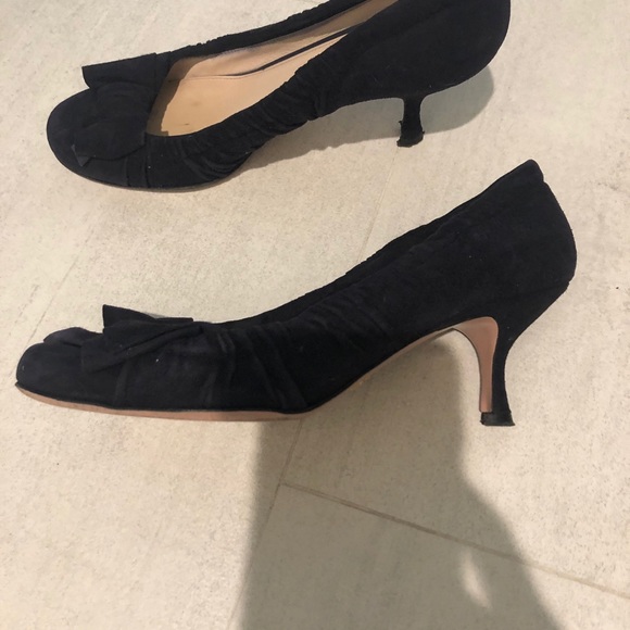 black court shoes small heel
